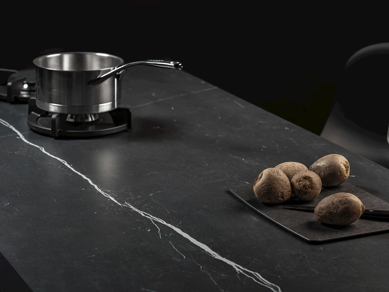 Zwart werkblad keramiek