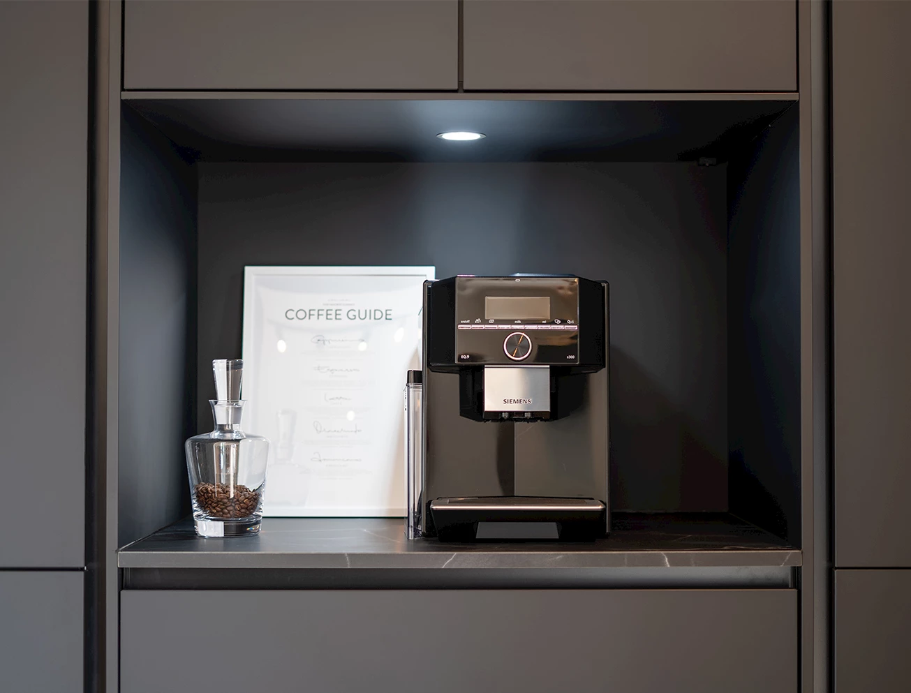 Keuken met koffiehoek