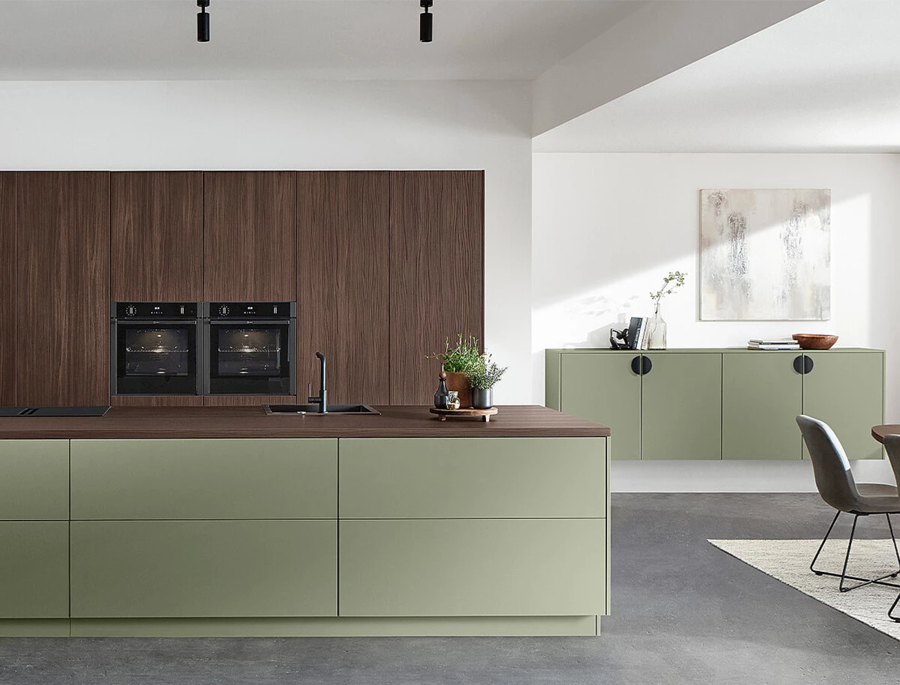 Groene zwevende keuken