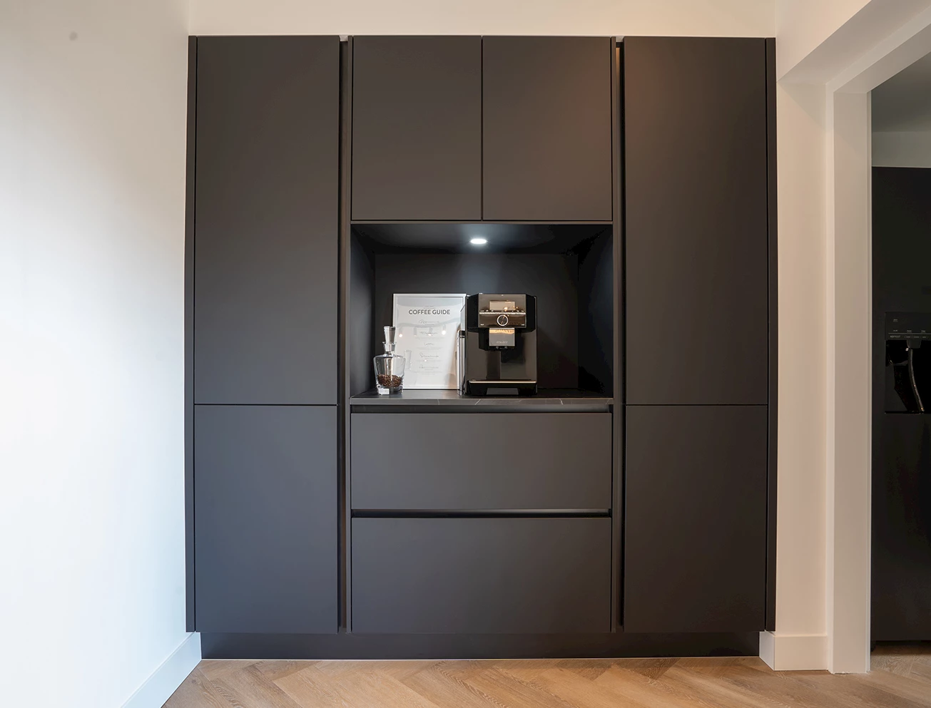 Opbergruimte kastenwand