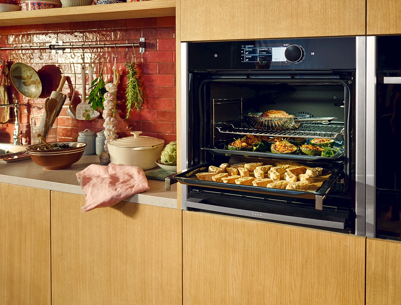 Slide and hide oven Neff