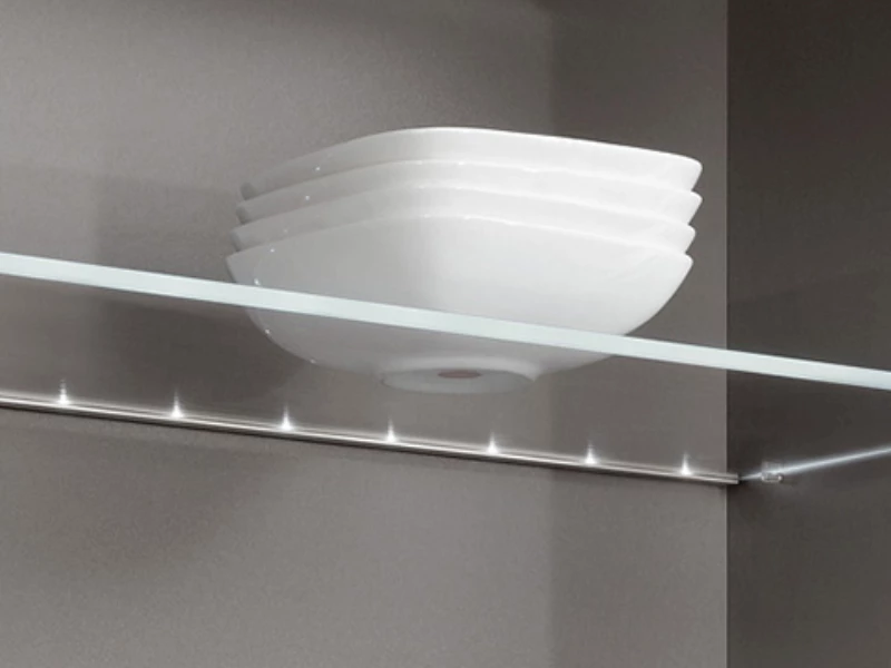 Glazen legplanken met led glasrandverlichting