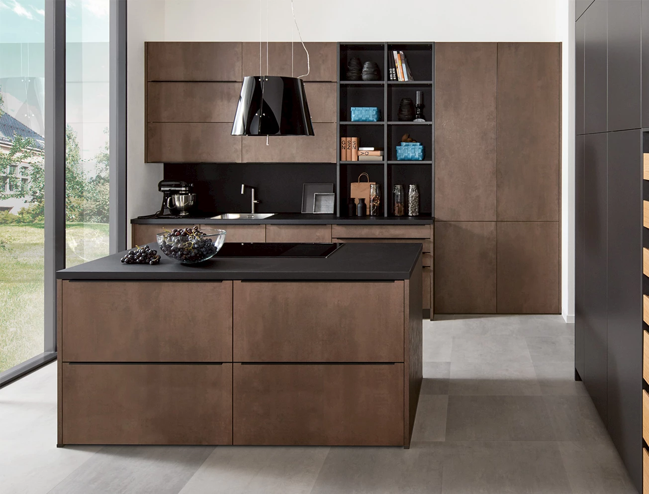 Bruine industriële moderne keuken